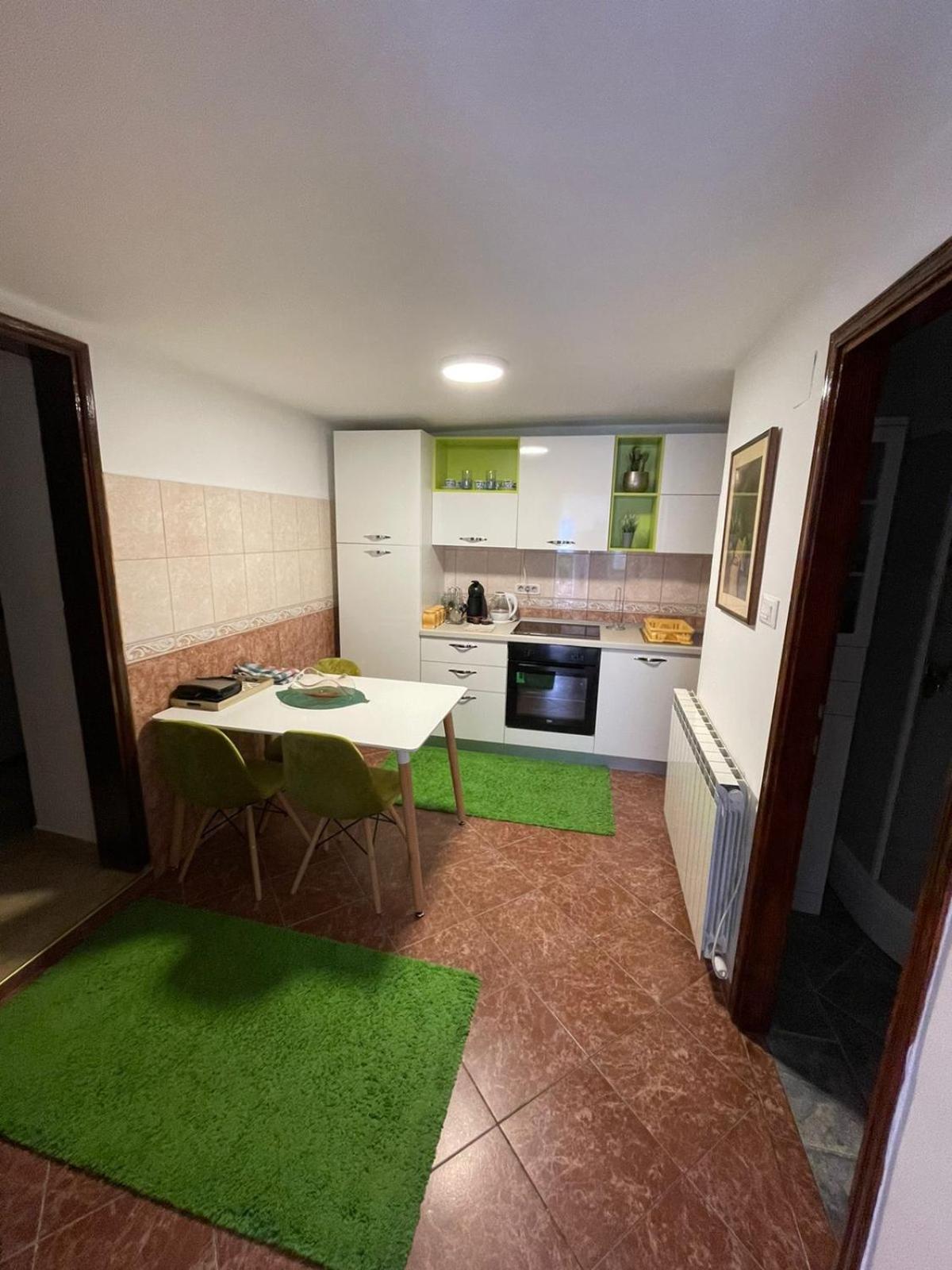 Bjelica Apartments Kotor Bagian luar foto