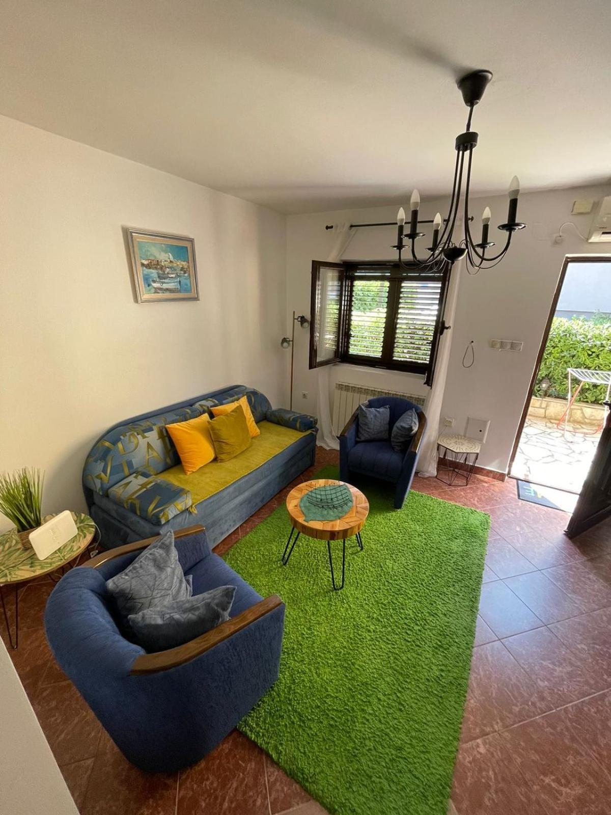 Bjelica Apartments Kotor Bagian luar foto