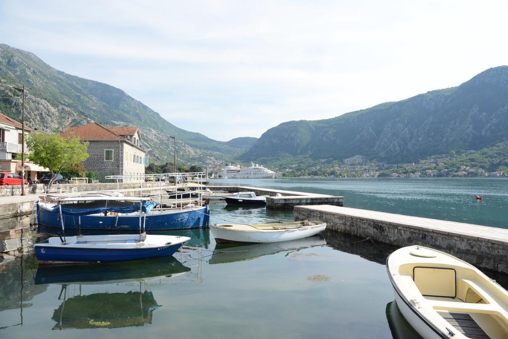Bjelica Apartments Kotor Bagian luar foto