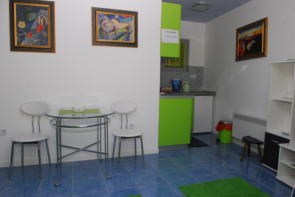 Bjelica Apartments Kotor Bagian luar foto