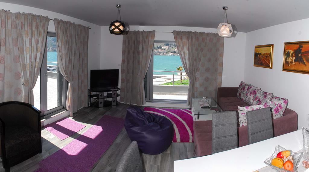 Bjelica Apartments Kotor Bagian luar foto